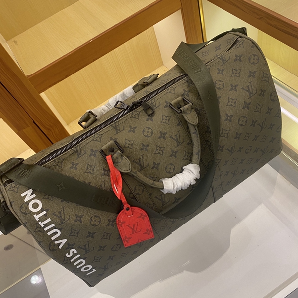 ルイヴィトンバッグ側面デザイン